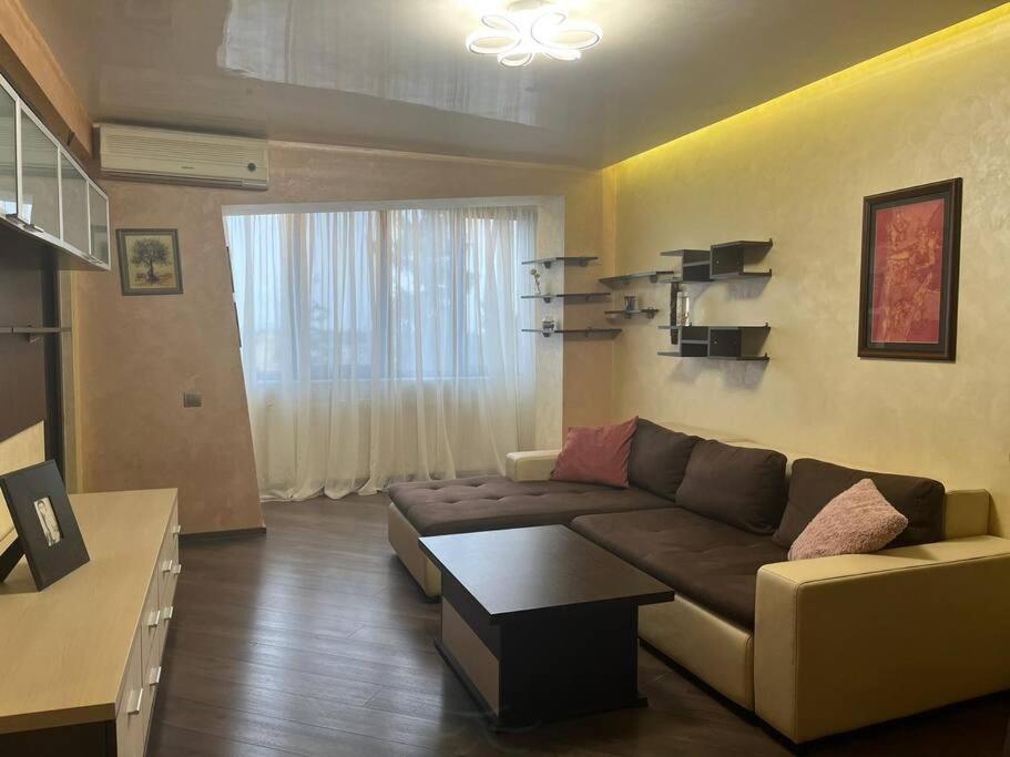 Apartament Theta- Langa Centru, Cada Hidromasaj Suceava Luaran gambar